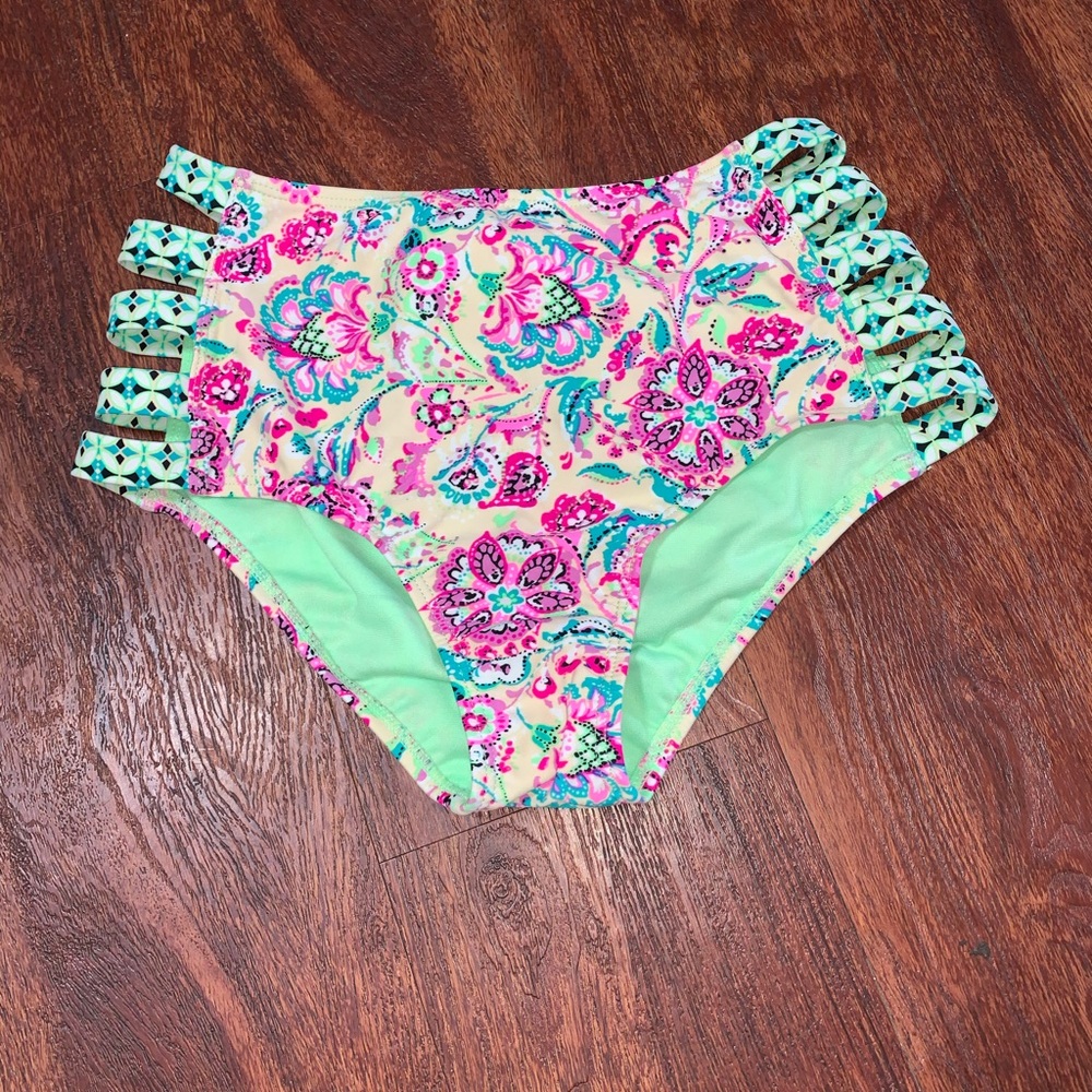 Women’s bikini bottoms